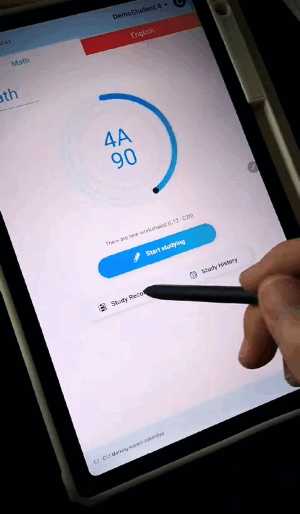 KUMON CONNECT app interface for scores